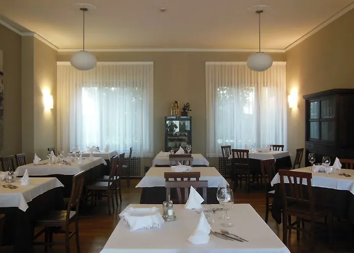 Belvedere فندق تْييني